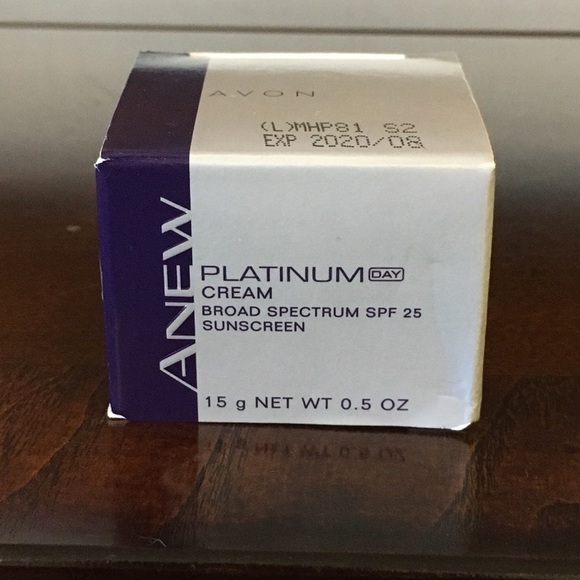 Sold-Anew Platinum Day/Night Cream and Power Serum - Picture 2 of 4
